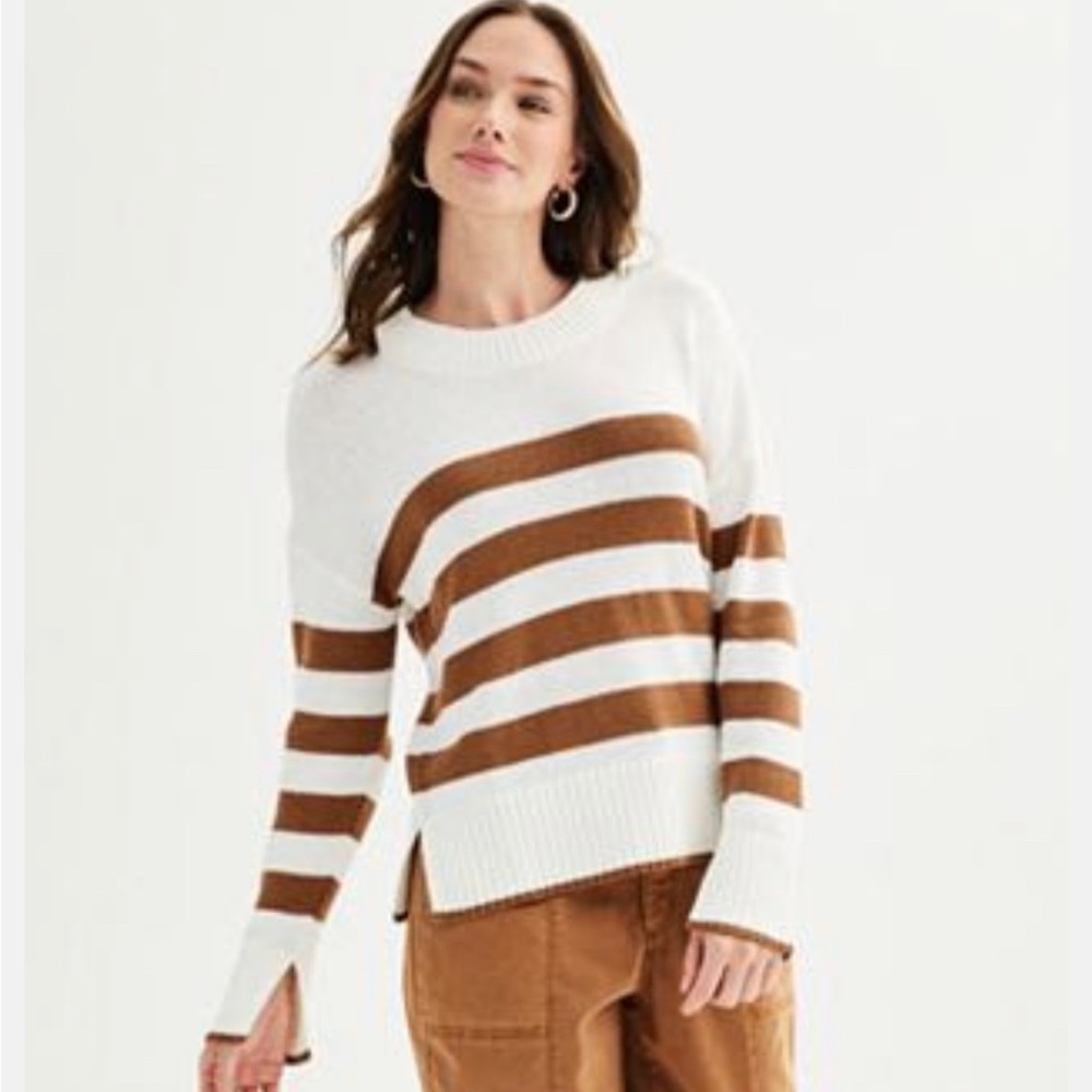 Womens Sonoma Goods side slit Crewneck sweater. Size: XXL. NWT.